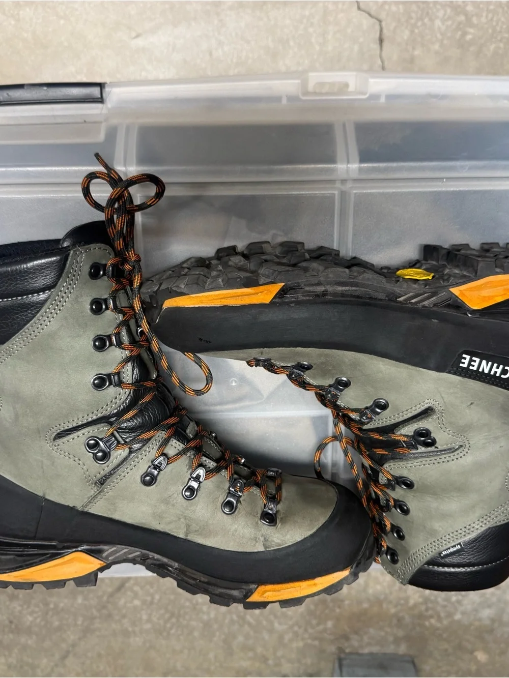 Schnee’s Timberline v2 0g 11.5 men’s medium hunting boots